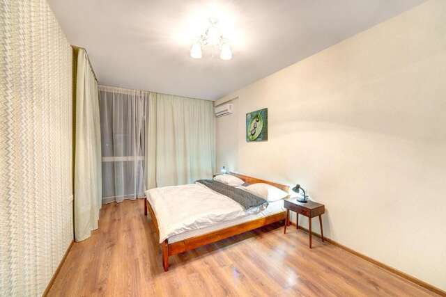 Апартаменты Two bedroom Apartments in the French Quarter Киев-19